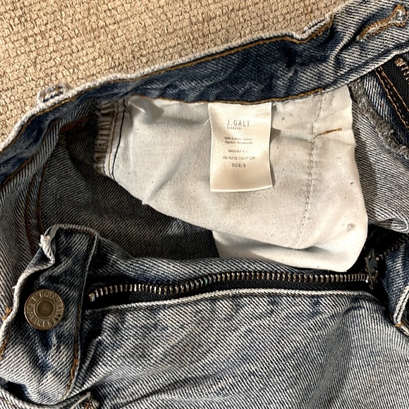 J galt by Brandy Melville jean shorts size small - Picture 3 of 5